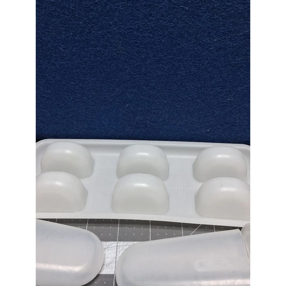 Tupperware Ice Tups Popsicle Maker White Frost 481 12 344 29‎ 343 92 Set of 6